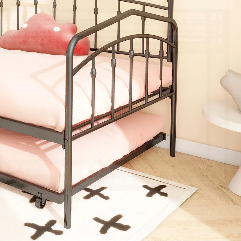 Versatile and Stylish Daybed with Extra Sleeping Option for Comfort