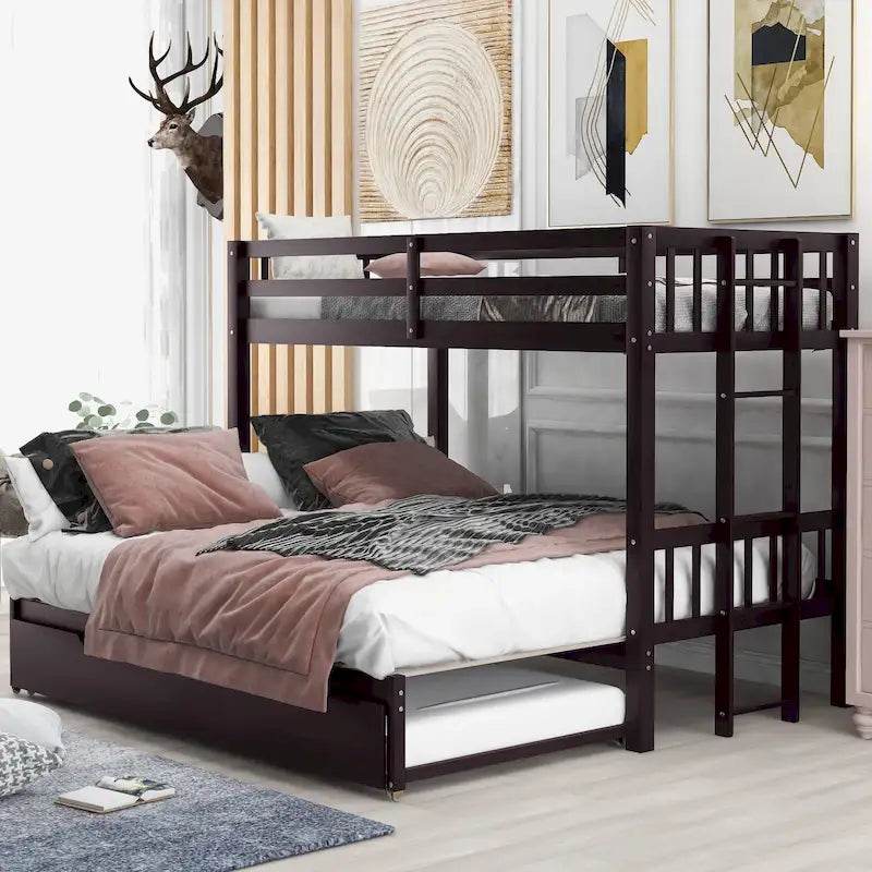 Versatile Pull-out Bunk Bed with Trundle