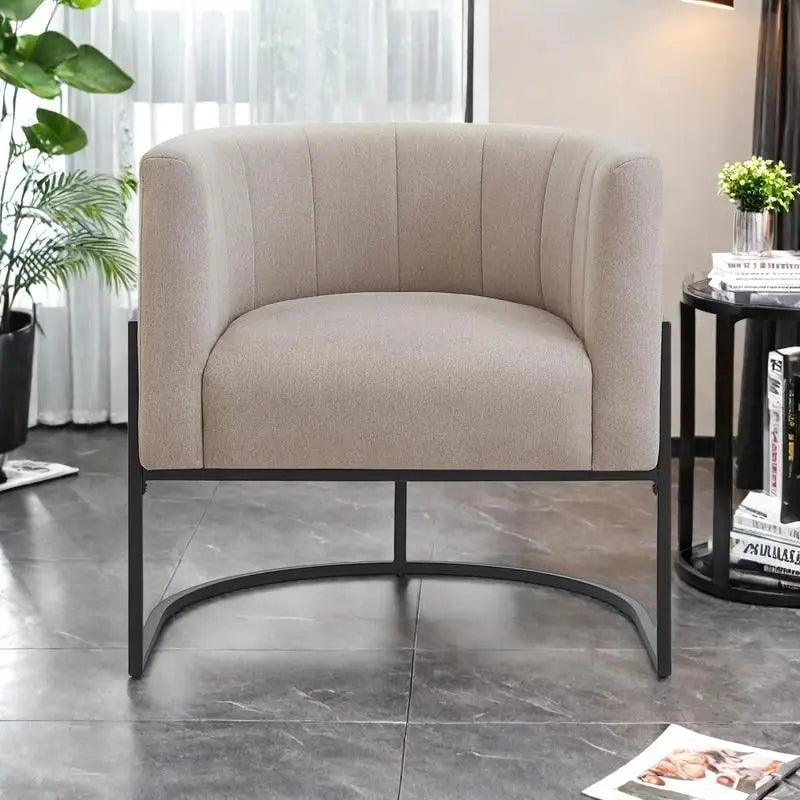Fauteuil d'appoint Mid-Century avec structure en métal et dossier incurvé