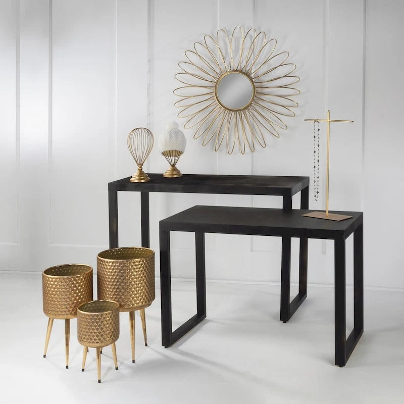 Tables modernes en métal noir
