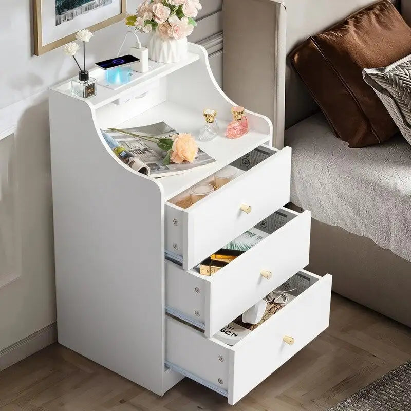 3 Drawer Nightstand with USB
